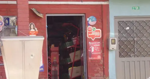 TIENDA DE BARRIO CARRERA 3 CON 2C TIENDA DE BARRIO CARRERA 3 CON 2C